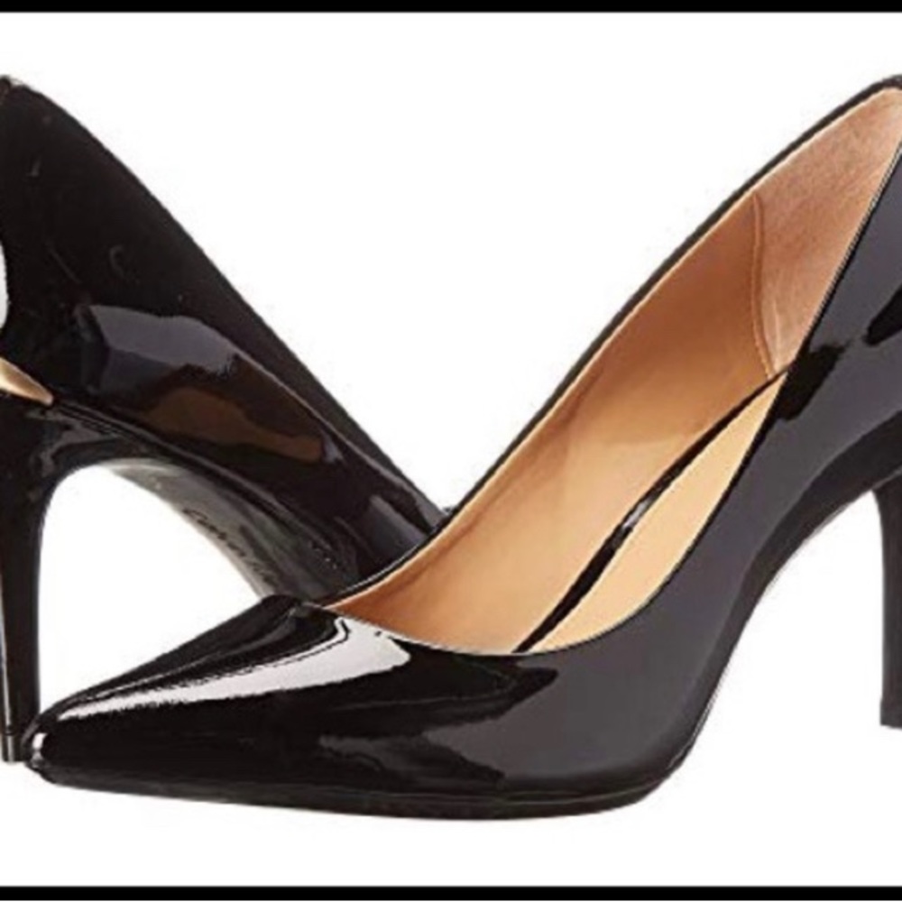 Calvin Klein Gayle pump